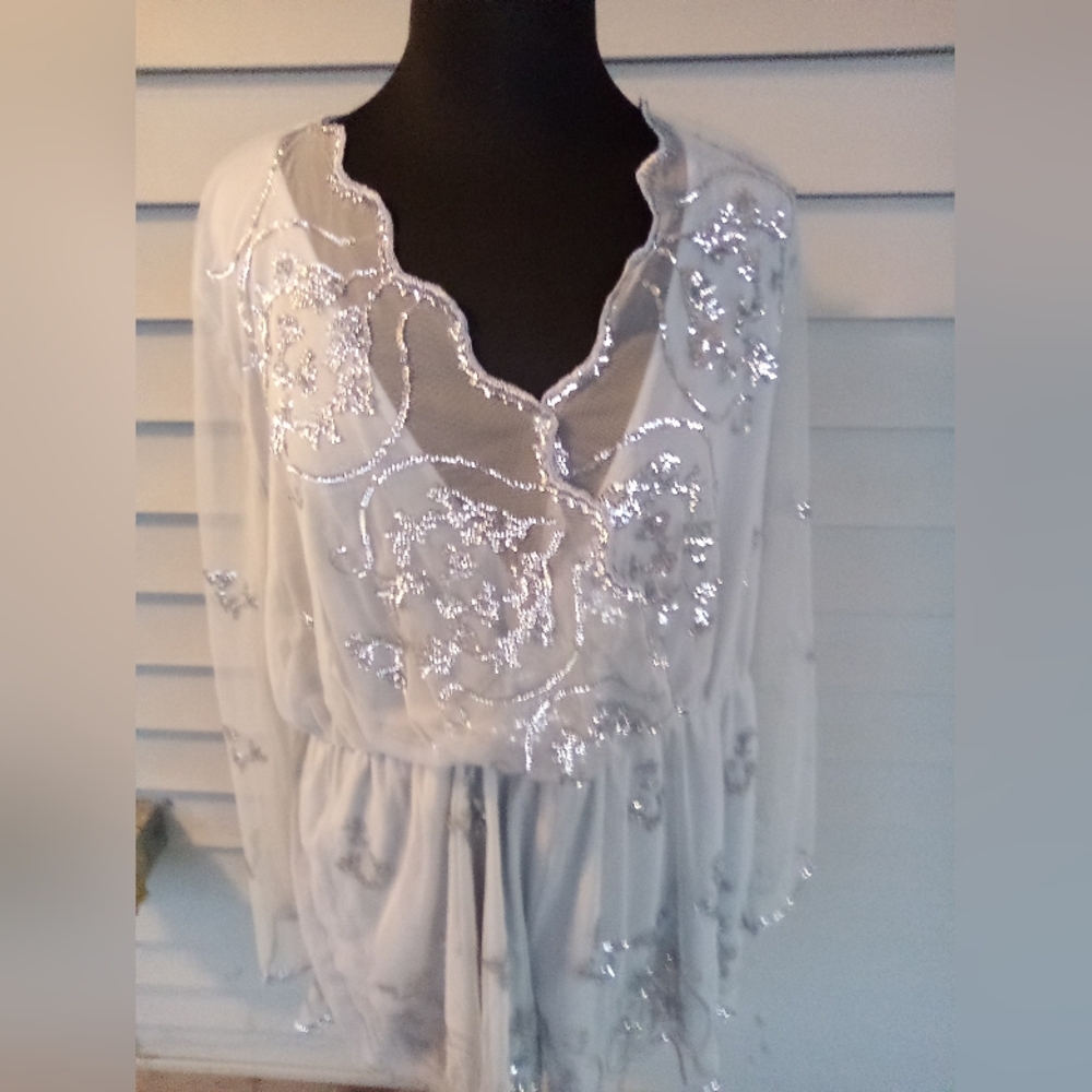 DIVIDED DRESS PRE-OWNED SIZE 20 SPARKLING Elegant White Long Sleeve Dress - Picture 6 of 8